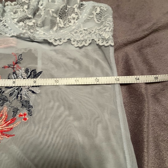 La Vie en Rose - Lingerie Lace Body Suit - Picture 5 of 9